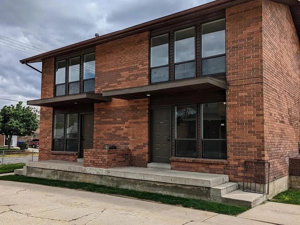 Brick twin home at 625 N 1400 W