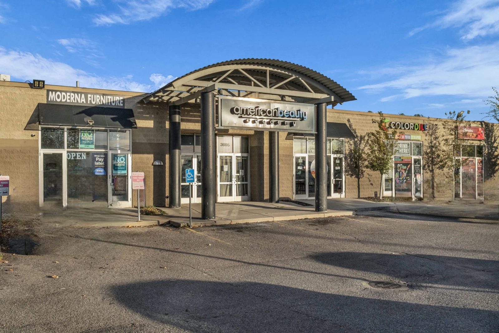 Storefront of the salon space at 3695 S Redwood Rd